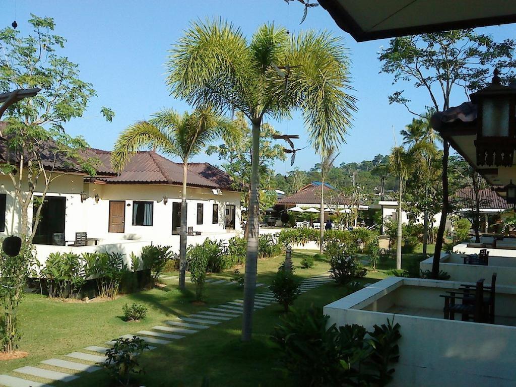 Kasalong Phuket Resort Nai Yang Beach エクステリア 写真
