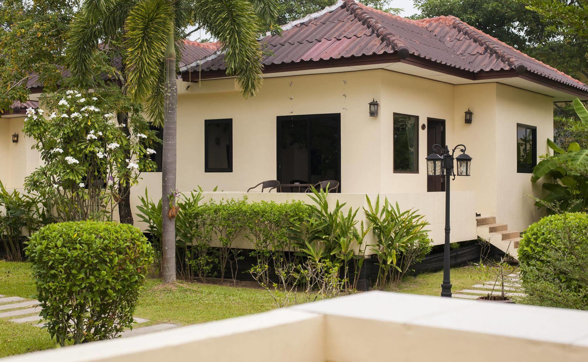 Kasalong Phuket Resort Nai Yang Beach エクステリア 写真
