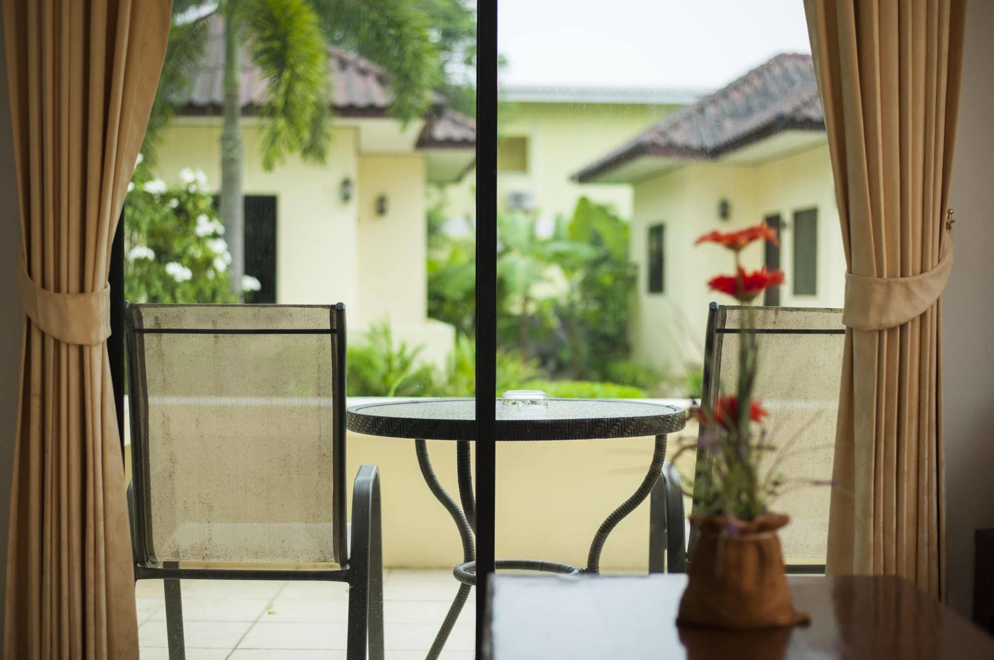 Kasalong Phuket Resort Nai Yang Beach エクステリア 写真